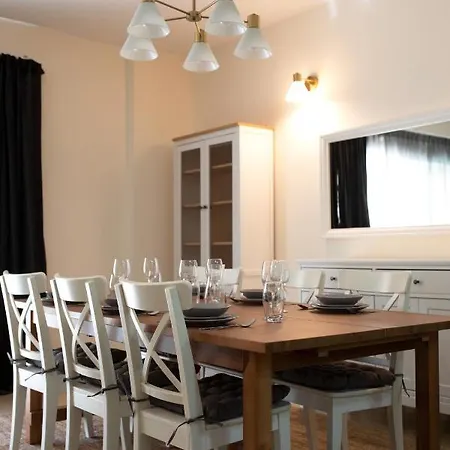 Brand New Listing Located Just Off Seafront 公寓 斯利马