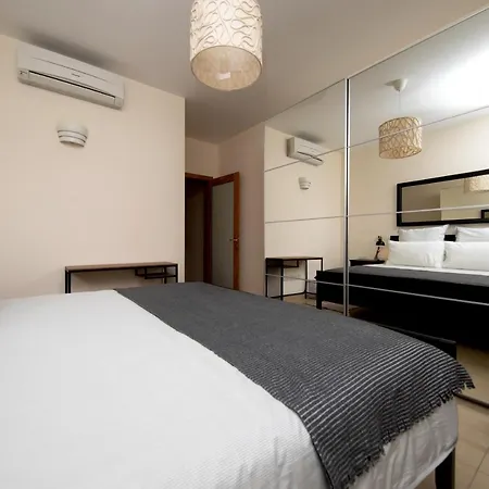 شقة Brand New Listing Located Just Off Seafront *