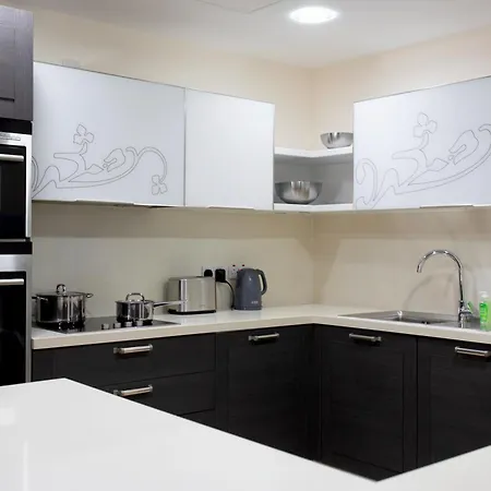 Brand New Listing Located Just Off Seafront * Слима