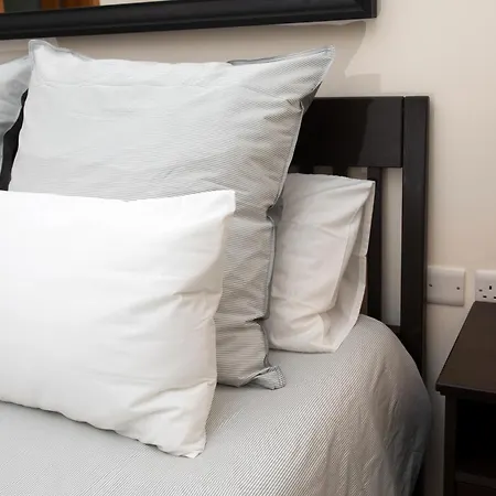 Brand New Listing Located Just Off Seafront 公寓 斯利马